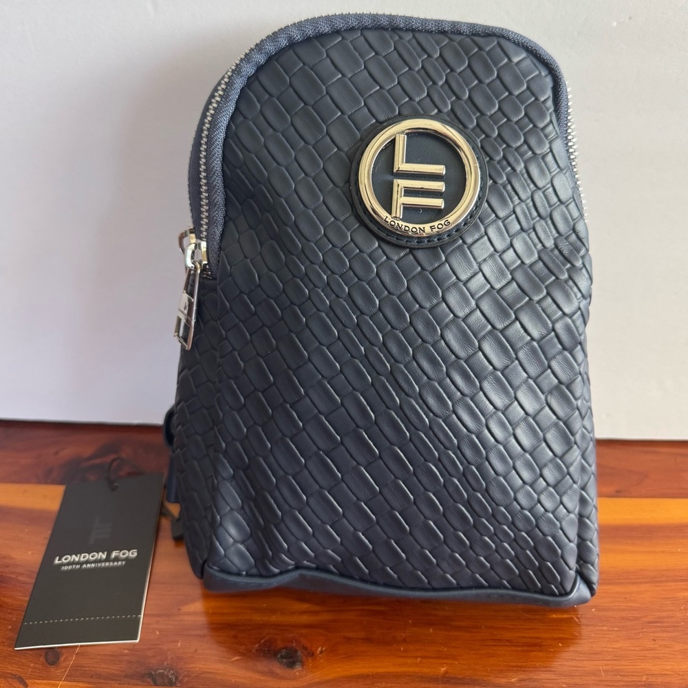 London Fog Broadway Double Compartment Woven Sling Crossbody – Navy – NWT